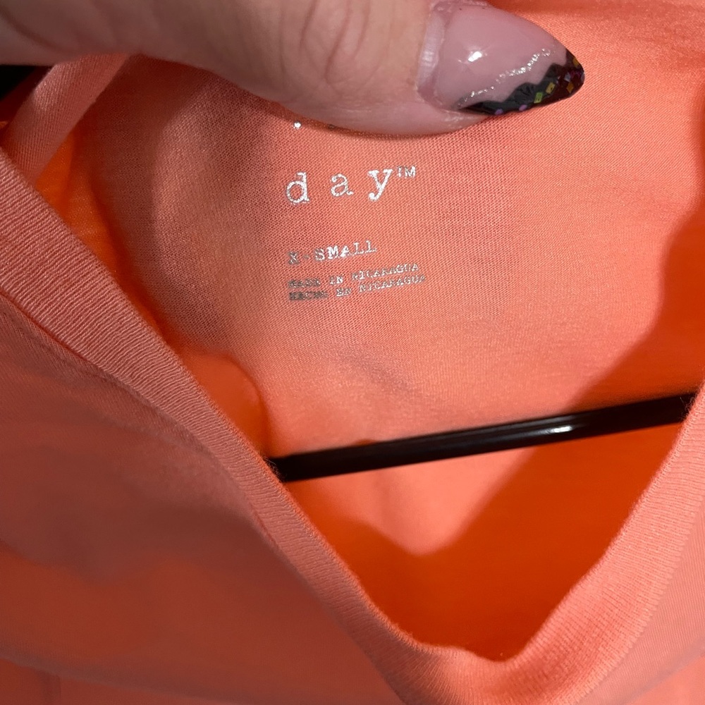 Peach top - Picture 3 of 3